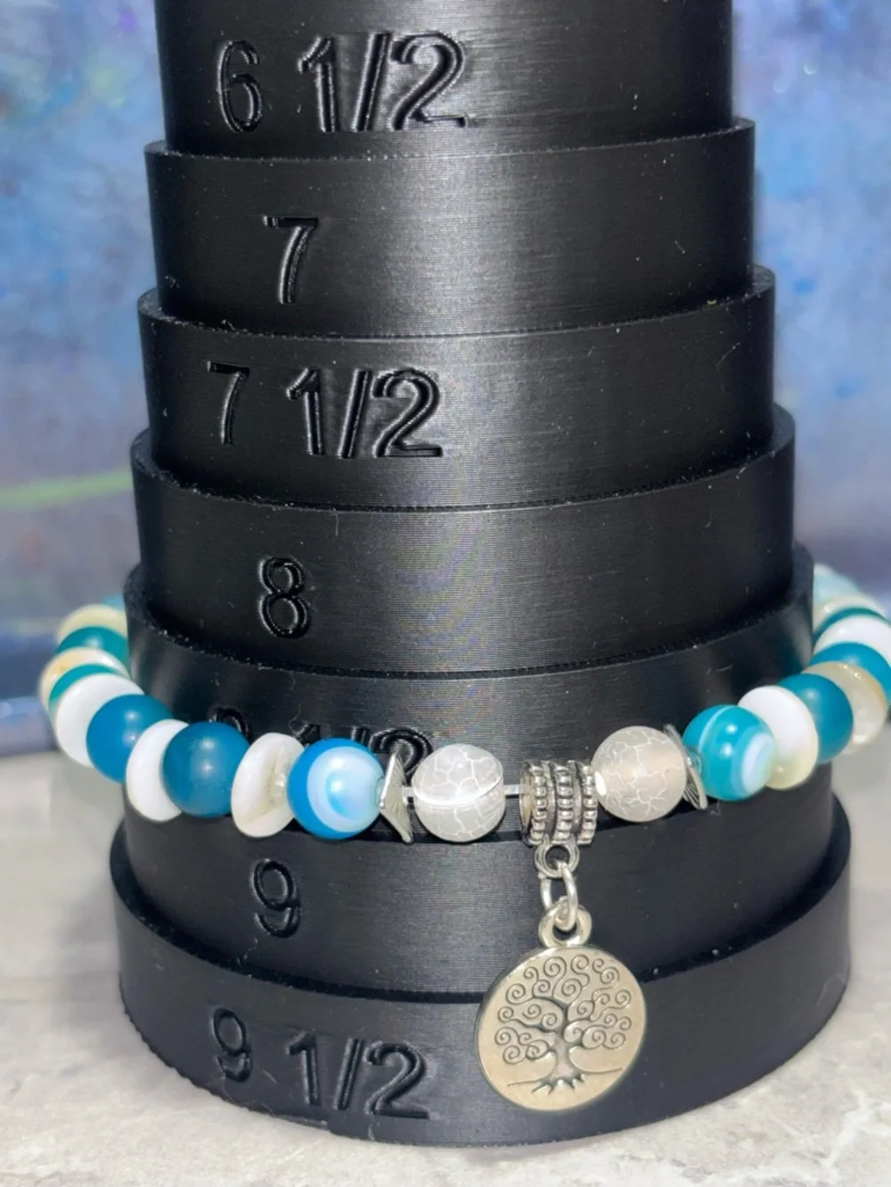 REESELYN CREATIONS Handcrafted Blue & White Agate & Mother-of-Pearl Bracelet